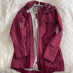 Athleta rain jacket with hood - maroon
